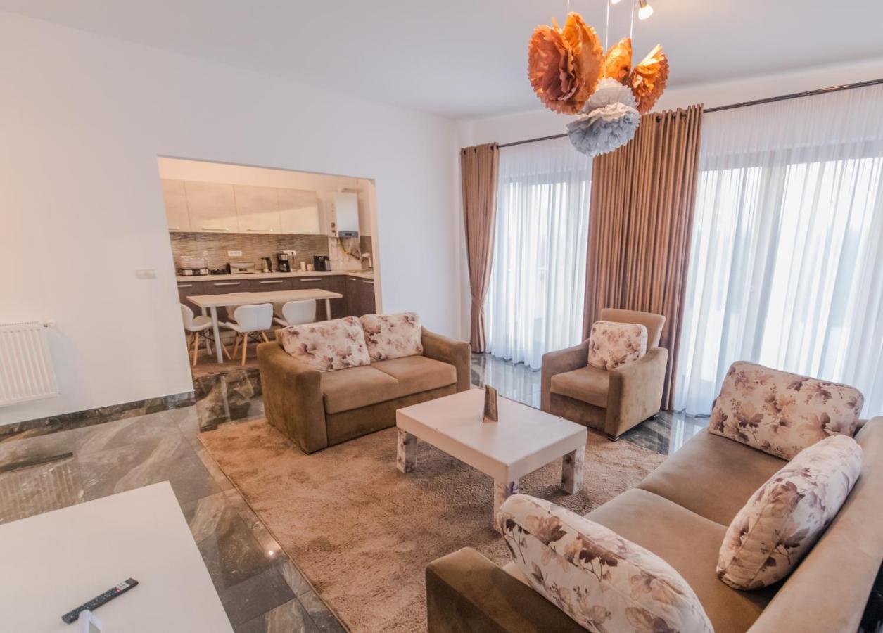 Penthouse Luxury Fălticeni Eksteriør billede