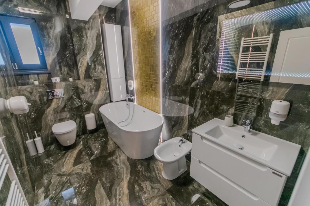 Penthouse Luxury Fălticeni Eksteriør billede